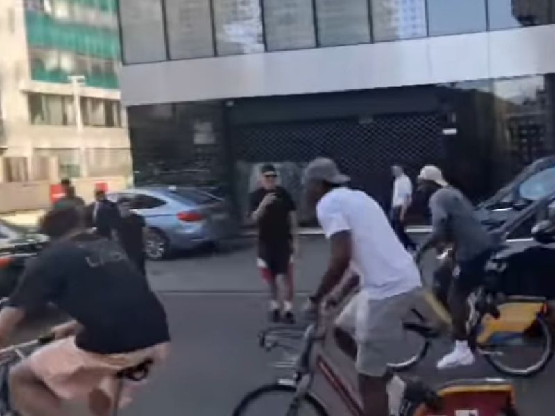 Lakers po ljubljanskih ulicah tako tekmovali - prizor je osupnil vse