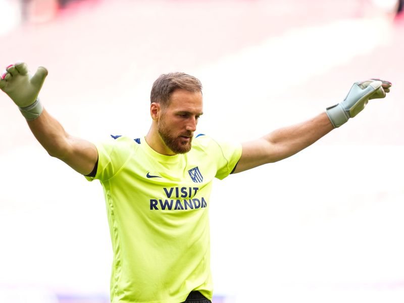Oblak vse obnorel z neverjetno obrambo obnorel, nato je sledil šok