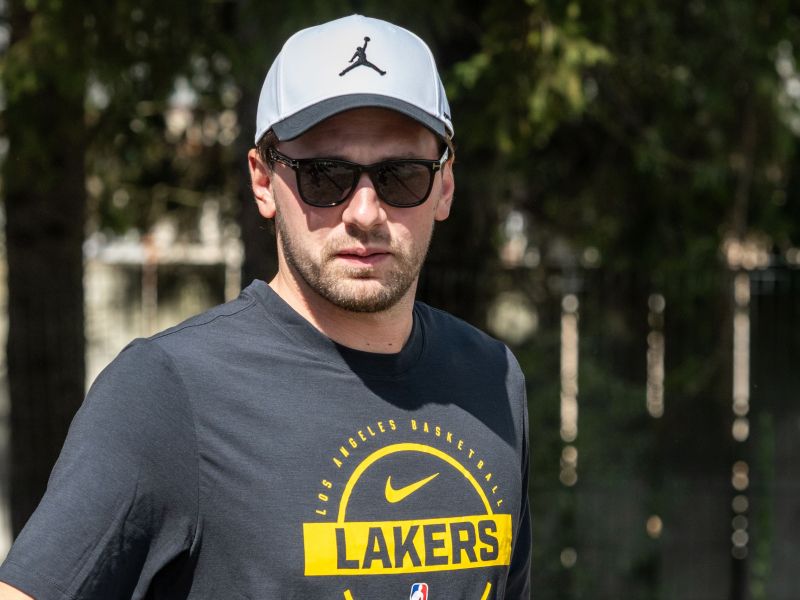 Lakers tako obdarili slovenske dojenčke, strl zapis mame Dončiću: Tebe ni..