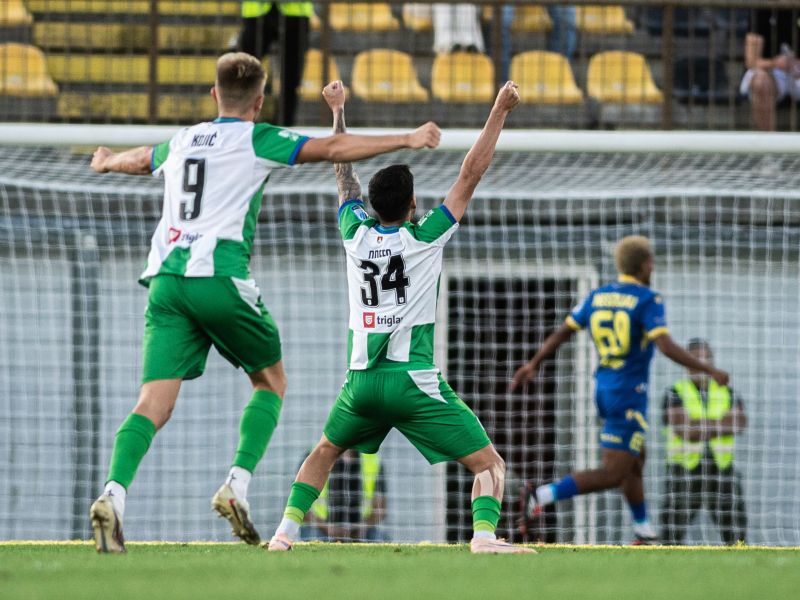 Olimpija v Sežani z igralcem več Kopru v 15 minutah zabila tri gole