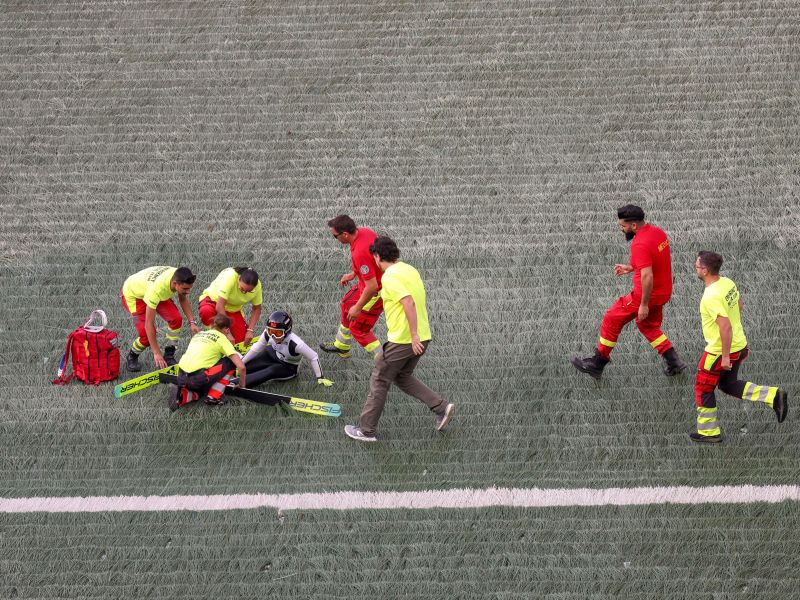 Grozen padec skakalke - slovenski trener sporočil tole, sumi najhuje
