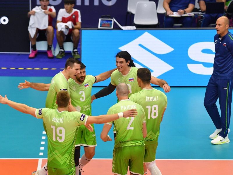 Rapsodija v Torinu – sijajni Slovenci med osem, nemočne Srbe poslali domov