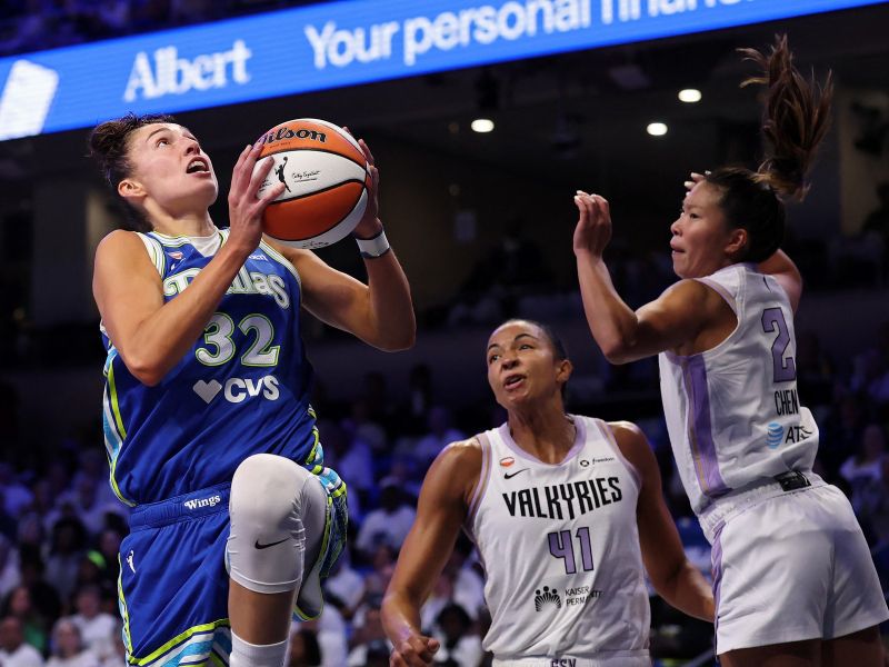 Izjemna čast za Slovenko v WNBA, te nagrade ni osvojil niti Dončić