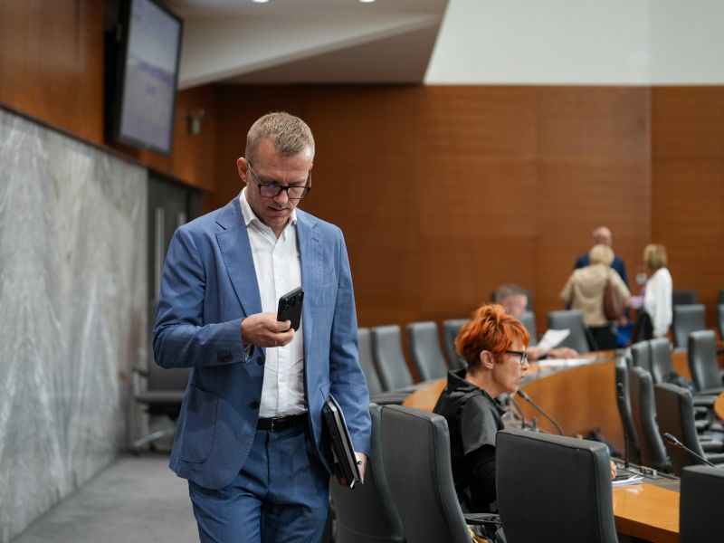 Mijič odstopil takoj, ko smo odkrili, da se je lažno izdajal za inženirja