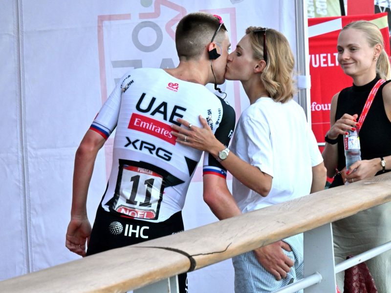 Zveza Rogliču: Nate lahko vedno … Pogačarjeva Urška se je tako(j) odzvala