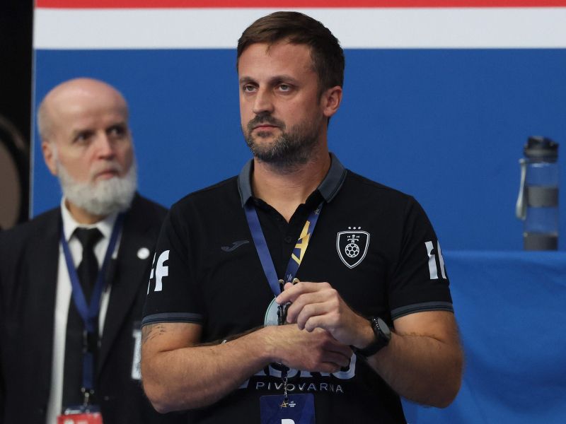 Prestrašeni, bojazljivi … Celjski trener po lekciji v Parizu ni ovinkaril