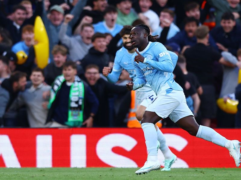 Ostri protesti navijačev Liverpoola proti Manchester Cityju, to je sledilo
