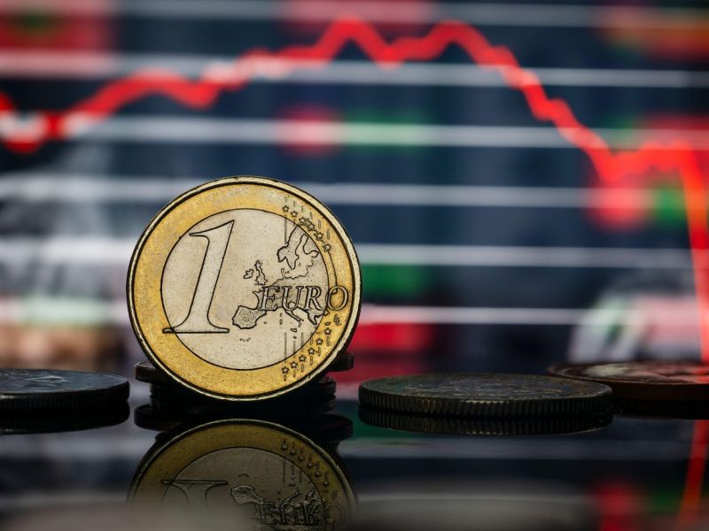 IMF zvišala napoved za Slovenijo: rast BDP bo 3,2-odstotna, višja pa bo tudi inflacija