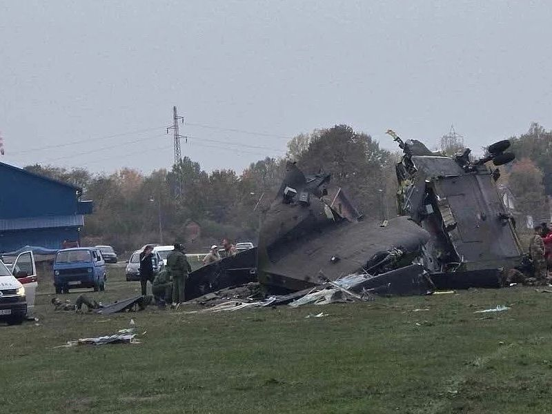 Pri Brčkem se je zrušil helikopter Euforja, umrli trije vojaki