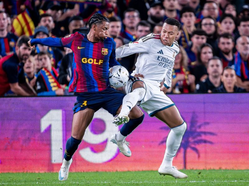 Mbappe la ligo spravil v težave, Kitajci ogorčeni: Opravičilo ne bo dovolj