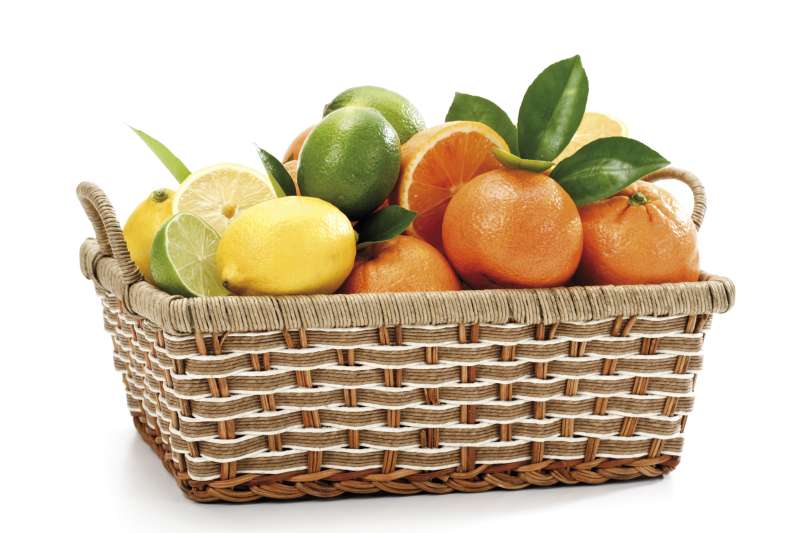 Citrusi pomagajo ublažiti nosečniško slabost.
