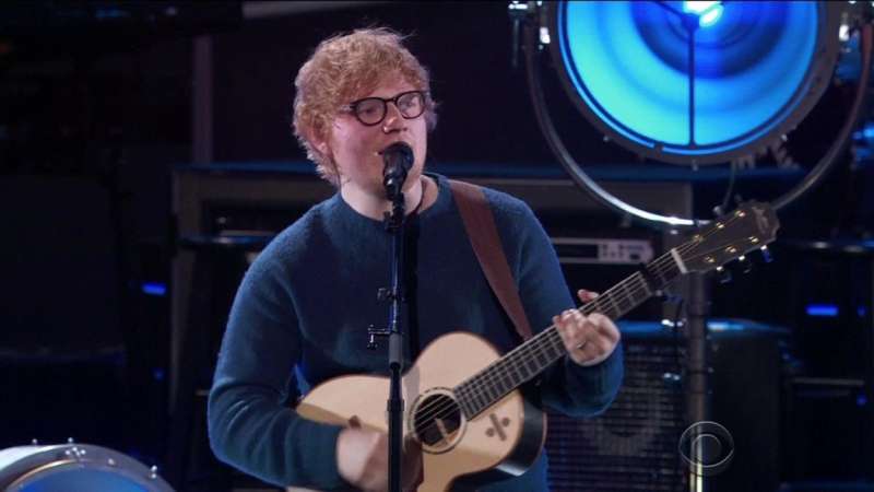 Ed Sheeran naj bi nastopal na poroki.
