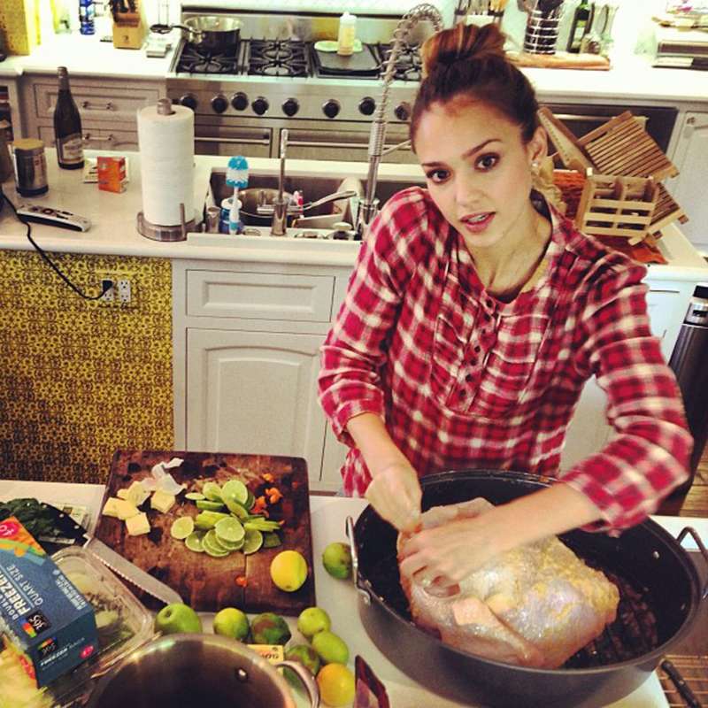 thanksgiving-jessica alba