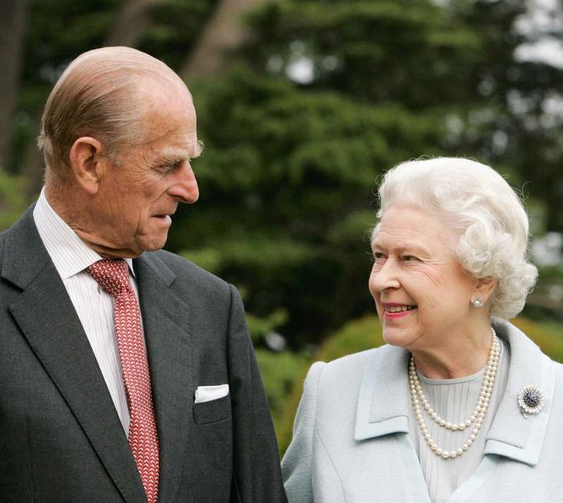 V dobrem in slabem, skozi dolgo in bogato življenje sta kraljica Elizabeta in princ Philip ohranila svojo srečo v dvoje.