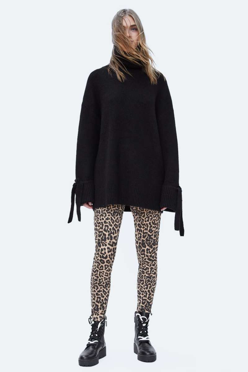 Zara legice in pulover
