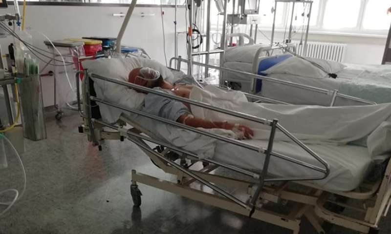 Rene na oddelku intenzivne nege v murskosoboški bolnišnici.