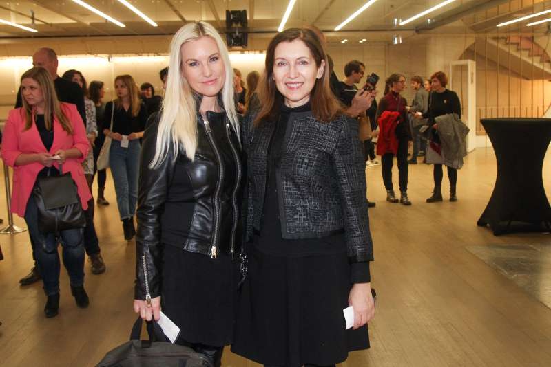 Prišli sta tudi televizijski novinarki in urednici Suzana Lovec in Alenka Arko