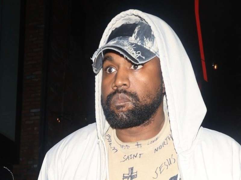 Kanye West, po novem znan kot YE.