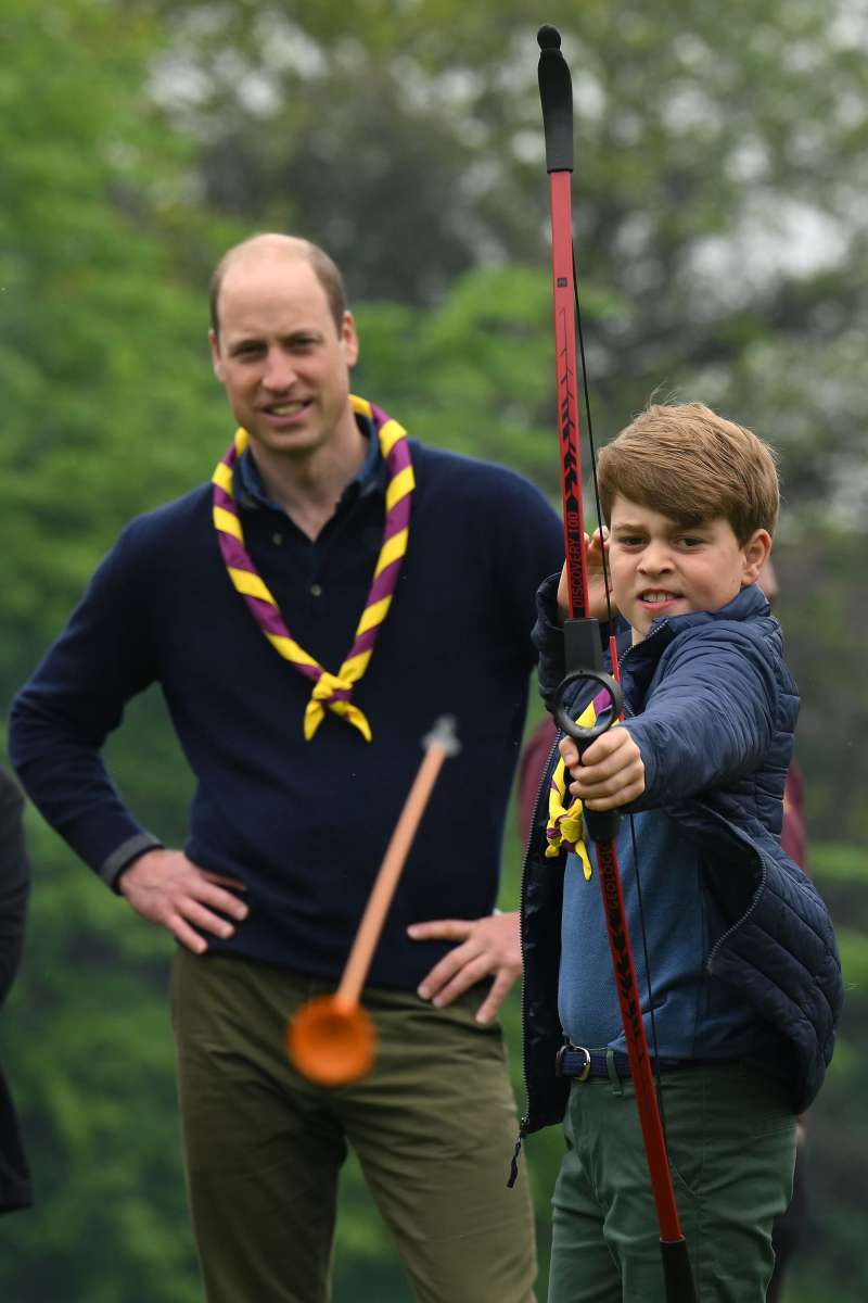 Princ William in sin, princ George.