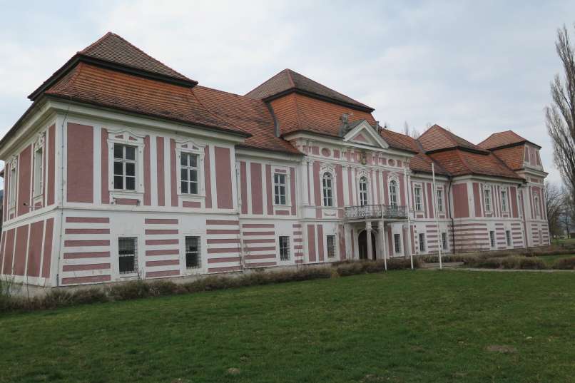 Dvorec Betnava, Maribor, naprodaj