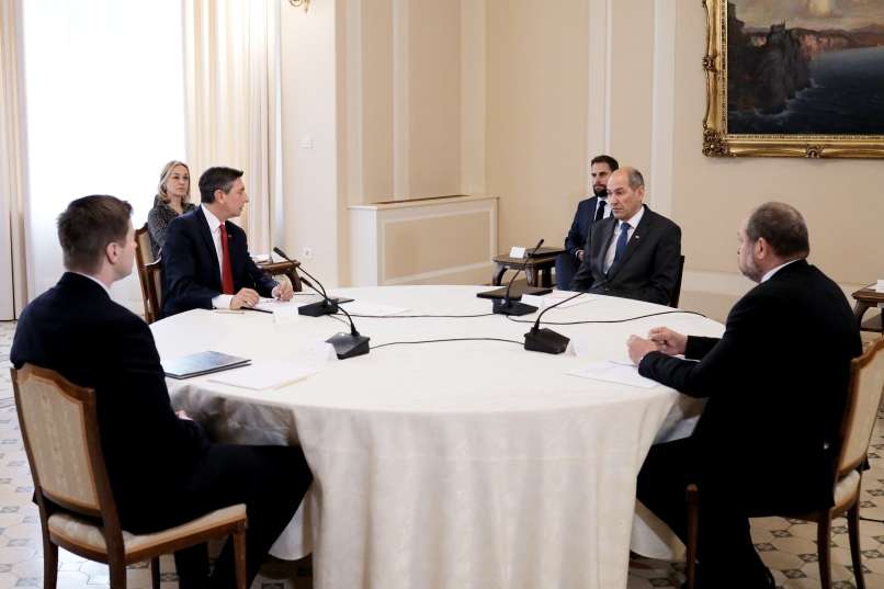 Extraordinary meeting of the four Presidents