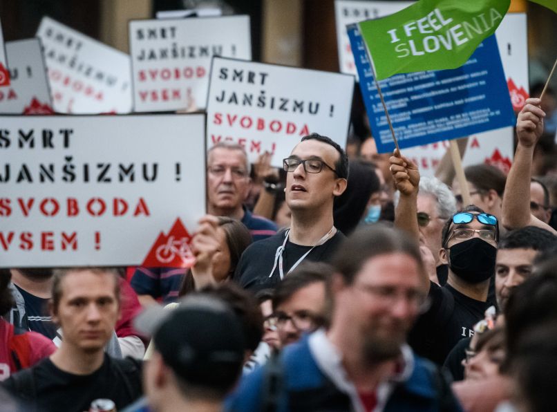 petkov protest, prešernov trg1
