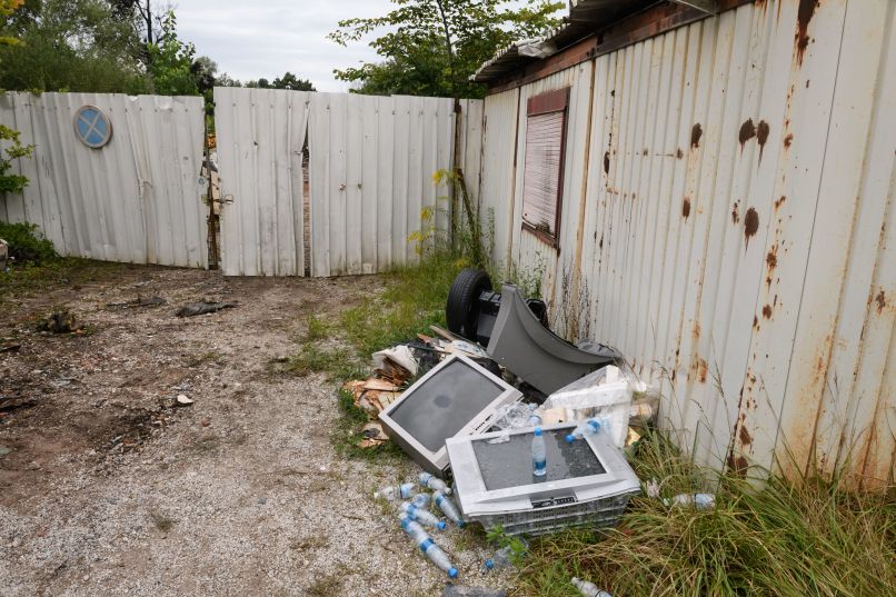 cesta-dveh-cesarjev, odlagaliče, avtoodpad