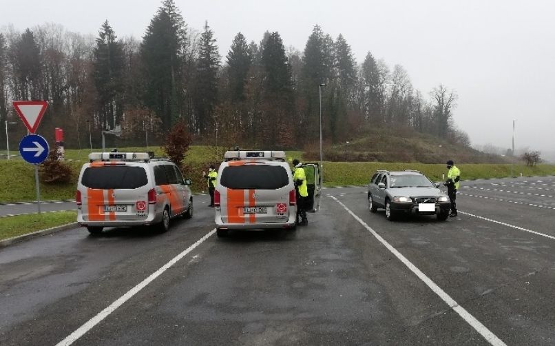 kontrola-prometa, policija, dars, počivališče-starina