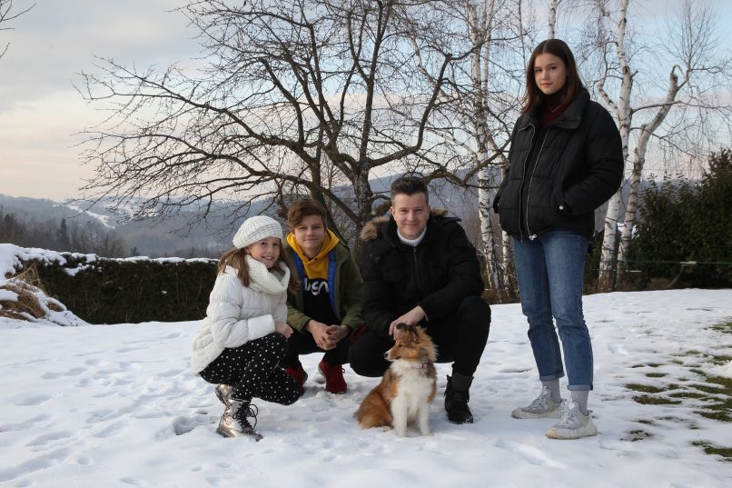 Boštjan Romih in njegova psička Qi