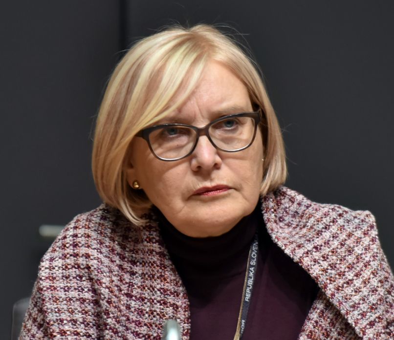 Začasna predsednica Desusa - Brigita Čokl se ne bo uklonila ustrahovanju.