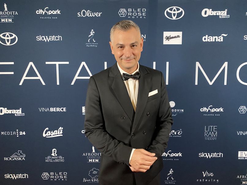 Za naslov fatalni moški 2021 se je letos sicer potegovalo osem usodnih Slovencev: Matej Zemljič, Vid Valič, Taiji Tokuhisa, Gregor Čeglaj, Miha Hercog, Jani Jugovic, Robert Korošec in Aljoša Bagola - slednji je postal fatalni moški leta 2021.