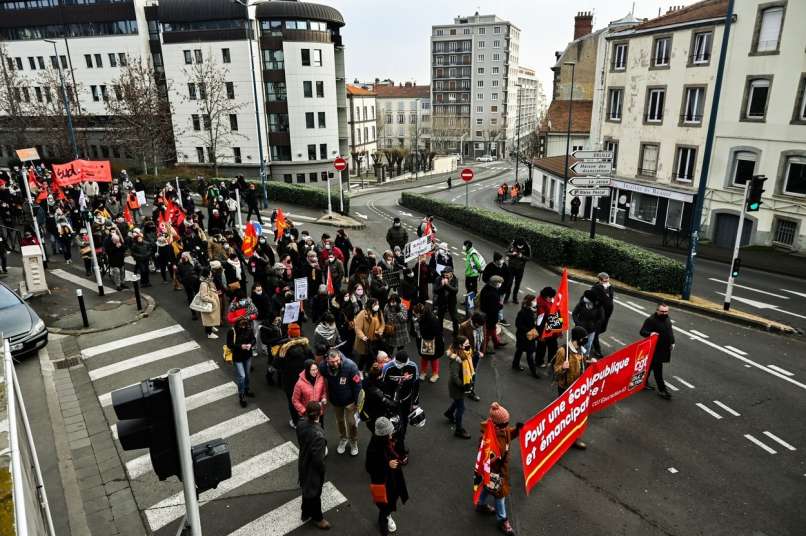 En France, 78 000 enseignants ont quitté l’école : réparez ce gâchis !