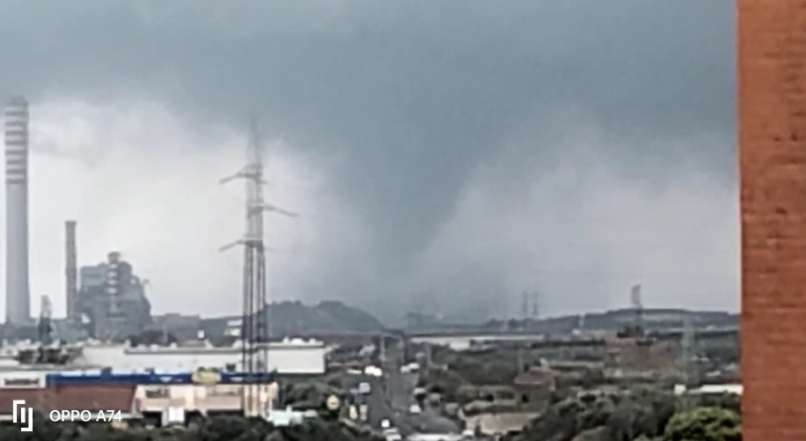 Il maltempo che ci ha raggiunto ha provocato addirittura un tornado in Italia