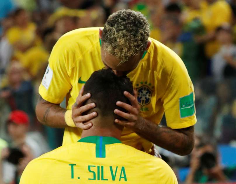 Thiago Silva in Neymar