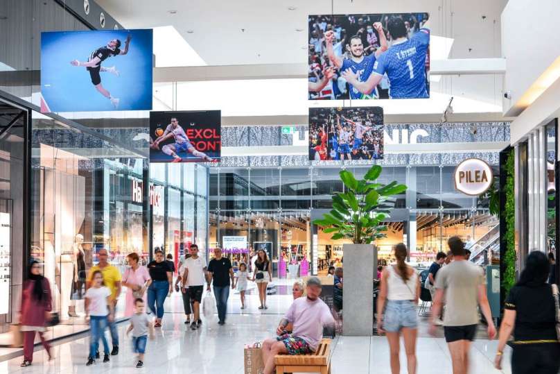 Edinstvena razstava odbojkaric in odbojkarjev v Cityparku