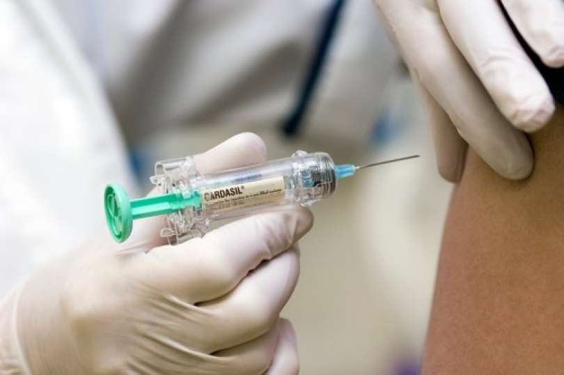 injekcija, cepljenje, roka