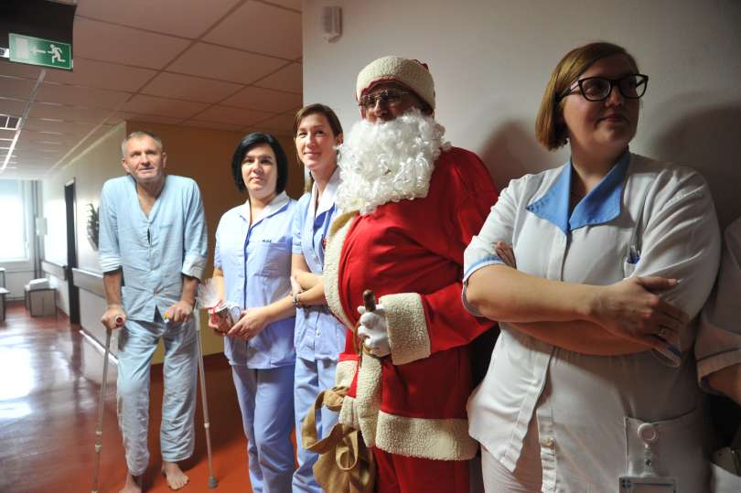 bolnišnica-murska-sobota, božično-obdarovanje-bolnikov