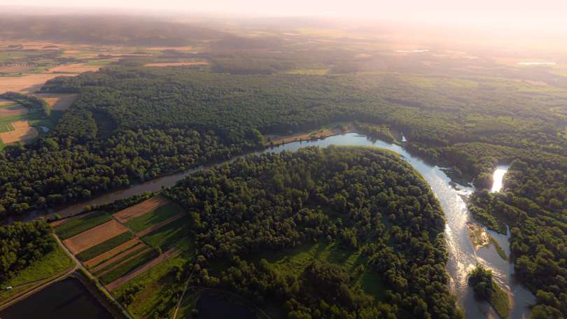 Obnavljajli bodo rečne, gozdne in kmetijske površine. (avtor Mitja Ostrc...