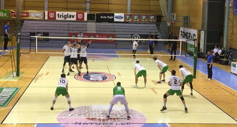 odbojka, četrtfinale-državnega-prvenstva-v-odbojki, panvita-calcit-volley, 1-:-3