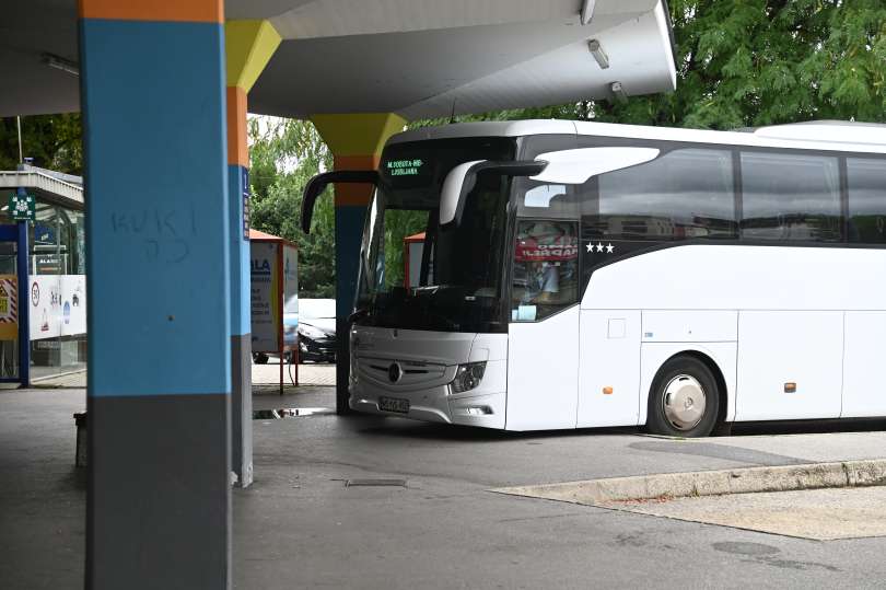 Z julijem je prenehal voziti tudi tako imenovani Pirančan, ki je potnike pobiral lokalno vse od Lendave do Lenarta. Prevoz sedaj poteka od Murske Sobote do Ljubljane po avtocesti, pri čemer je za pot do Pirana treba v Ljubljani prestopiti na drug avtobus.