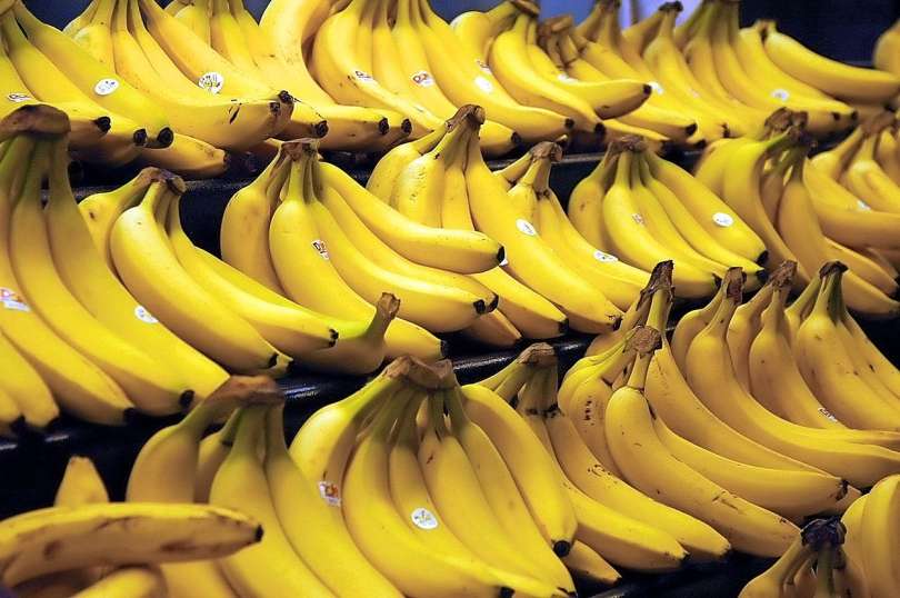 Na ukrivljanje banan nas vabi Bruno Banani.
