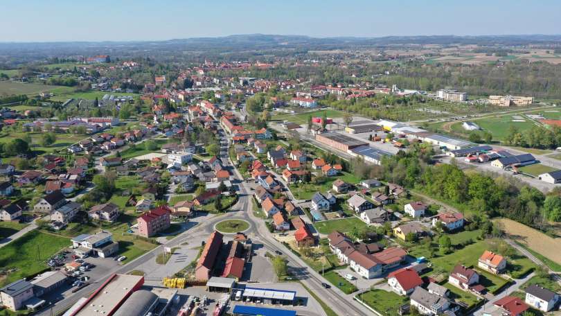 Upravna enota Gornja Radgona pokriva območje občin Gornja Radgona, Apače, Radenci in Sveti Jurij ob Ščavnici.