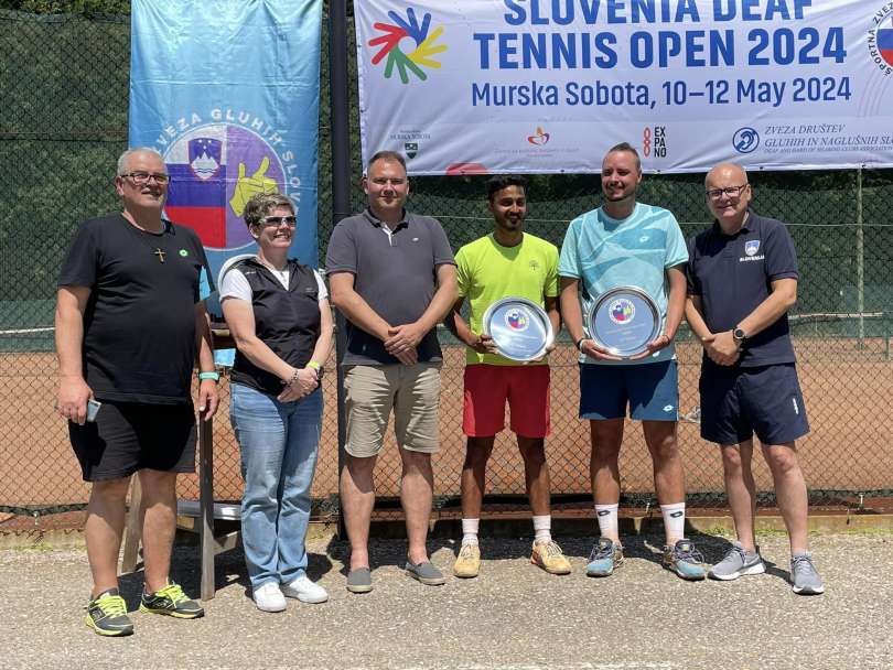 V Murski Soboti se je zaključil mednarodni teniški turnir gluhih.