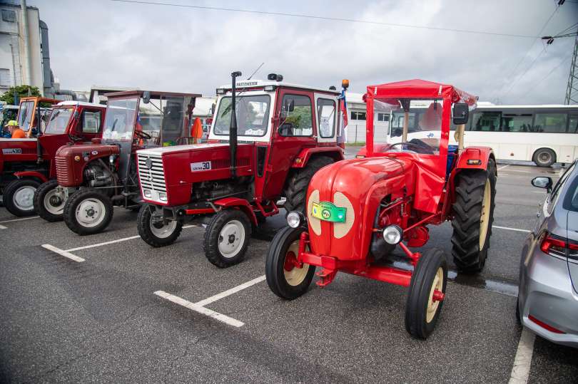 društvo-oldtimer-abraham, traktoristi, peskovci