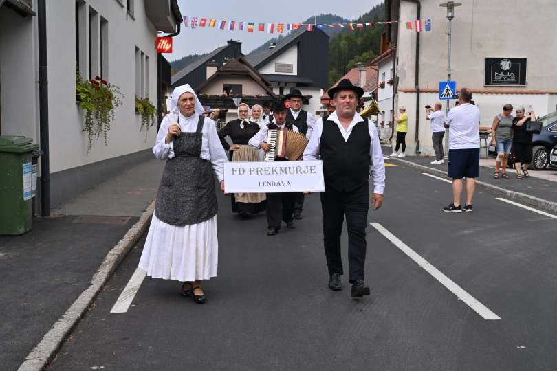 folklorno-društvo-prekmurje-lendava, na-gaudi-se-dobimo, črna-na-koroškem