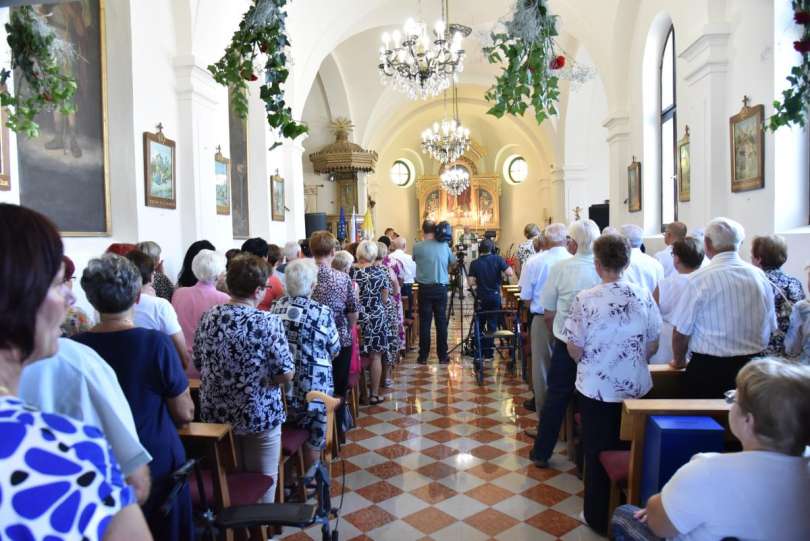 hotiza, župnijska-cerkev-sv