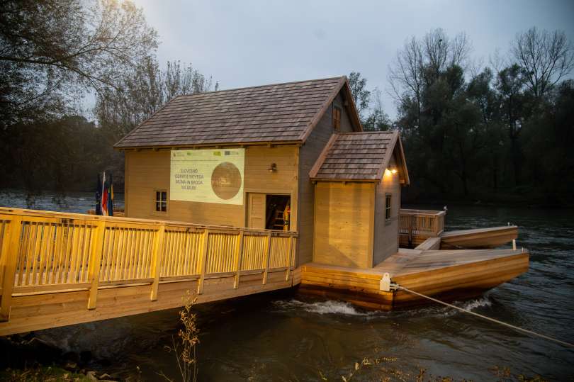 otok-ljubezni, ižakovci