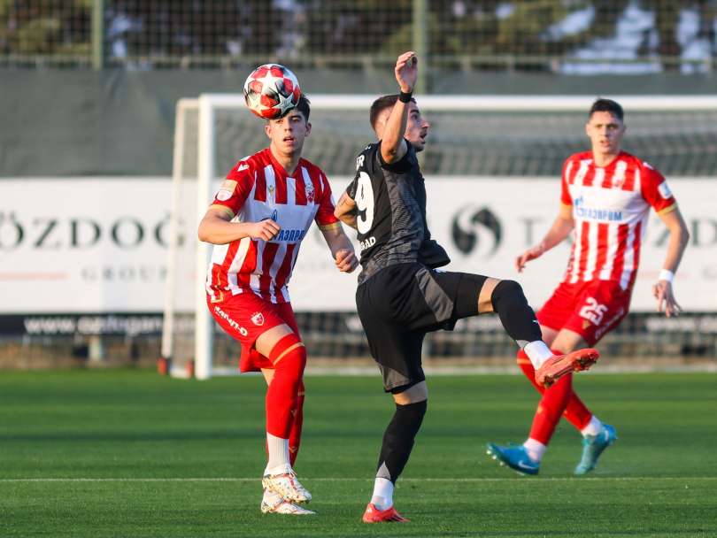 Crvena zvezda - Mura 4 : 2.