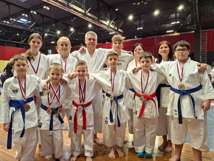 Predstavniki Karate kluba Murska Sobota na 19. pokalu Nestla Žganka v Velenju.