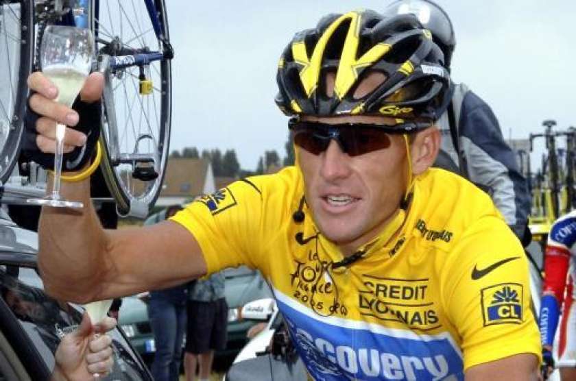 UCI vedel za doping Armstronga